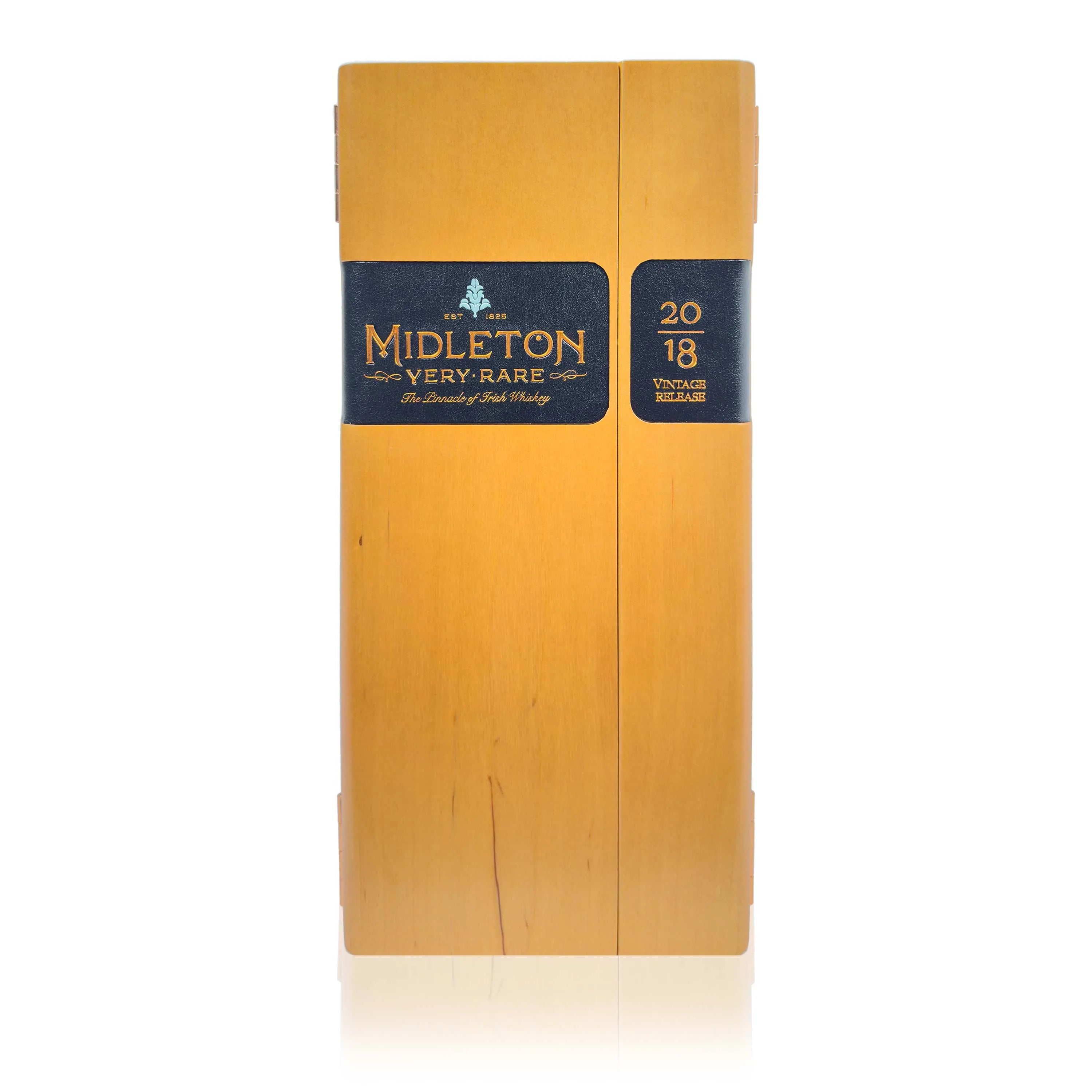 Midleton Very Rare 2018 Vintage Release Finest Irish Whiskey Bottle Packing