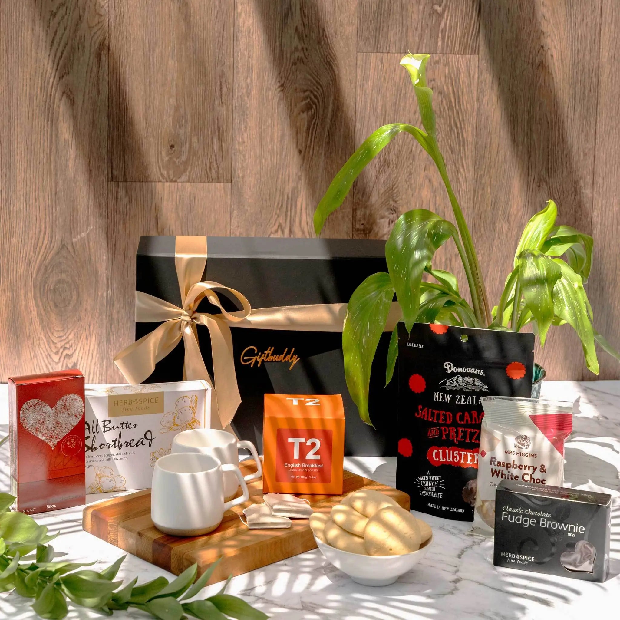 Tea Lover Bites Gifts and Hampers